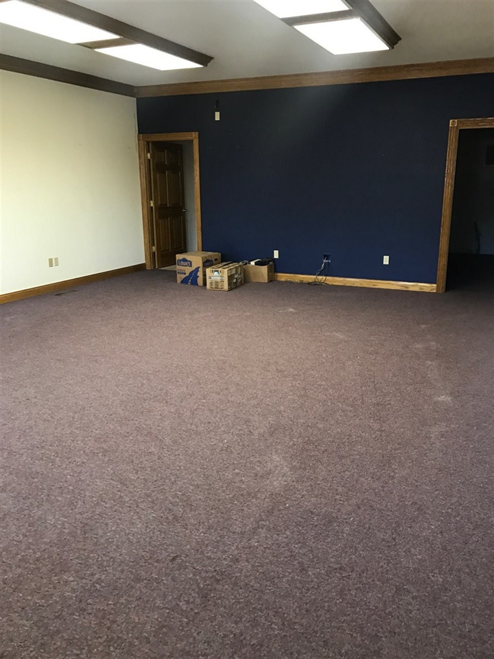 Listing Picture 222 E First Street Campbellsville, KY 42718 MLS HK10047459