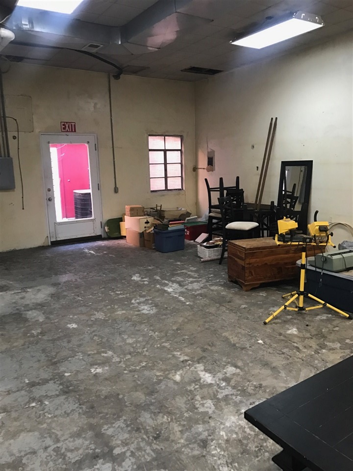 Listing Picture 222 E First Street Campbellsville, KY 42718 MLS HK10047459