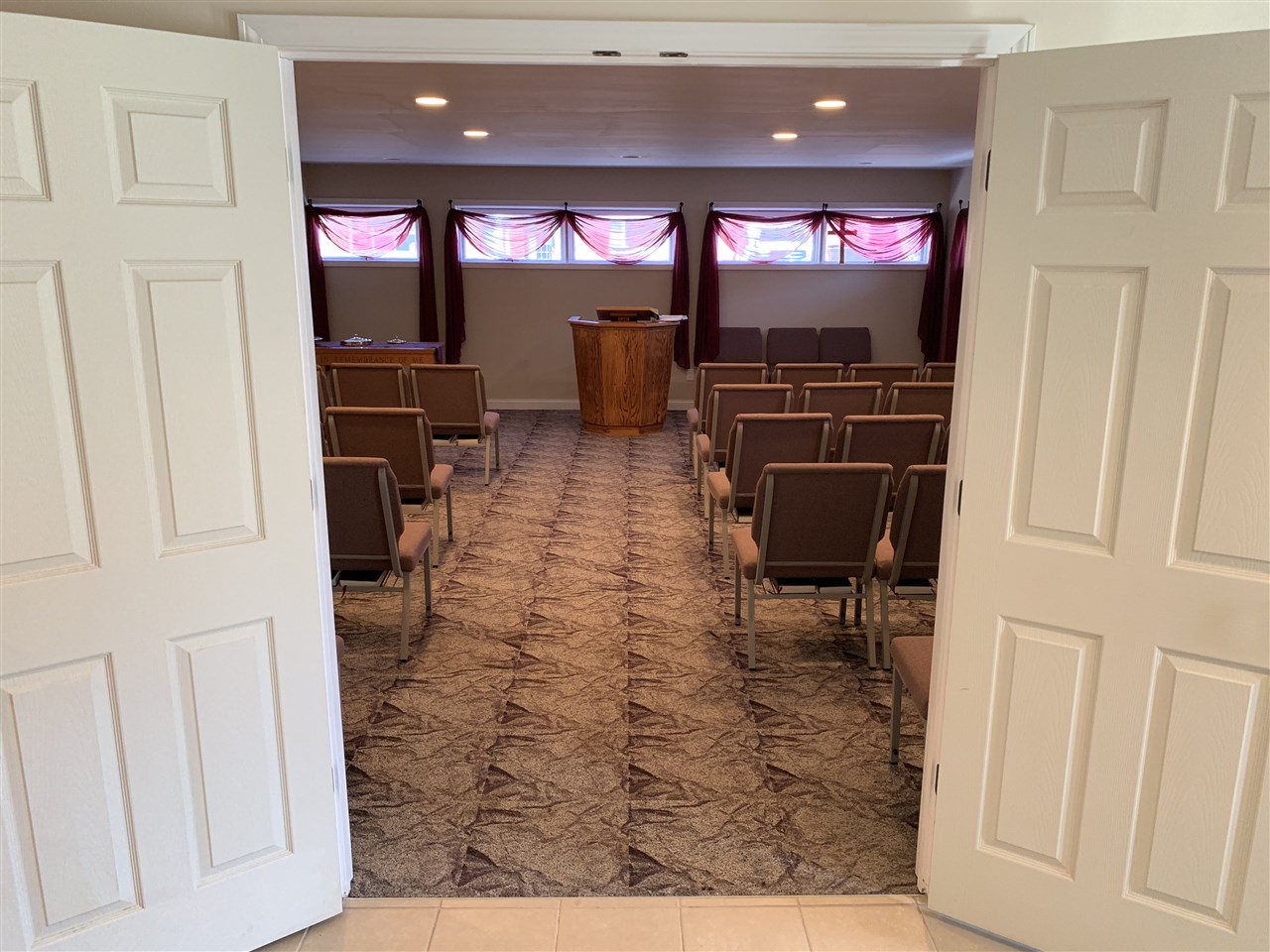 Listing Picture 106 Helm Street Elizabethtown, KY 42701 MLS HK10049592