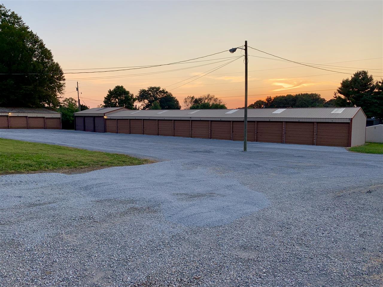 Listing Picture 37 Lake Forrest Drive Campbellsville, KY 42718 MLS HK10049601