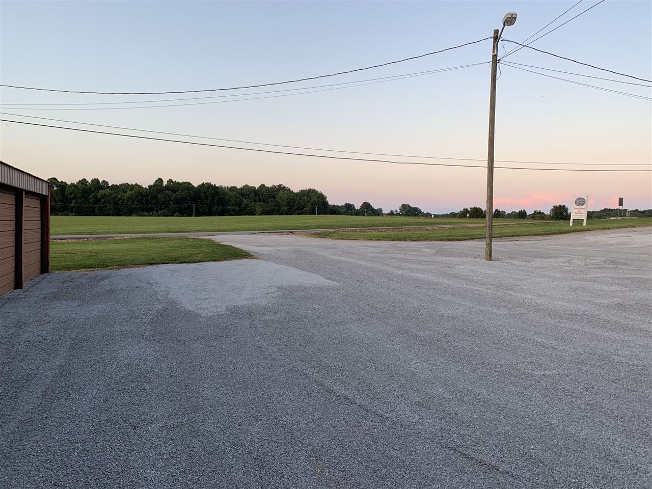 Listing Picture 37 Lake Forrest Drive Campbellsville, KY 42718 MLS HK10049601