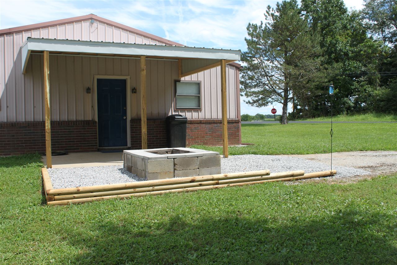 Listing Picture 37 Lake Forrest Drive Campbellsville, KY 42718 MLS HK10049601