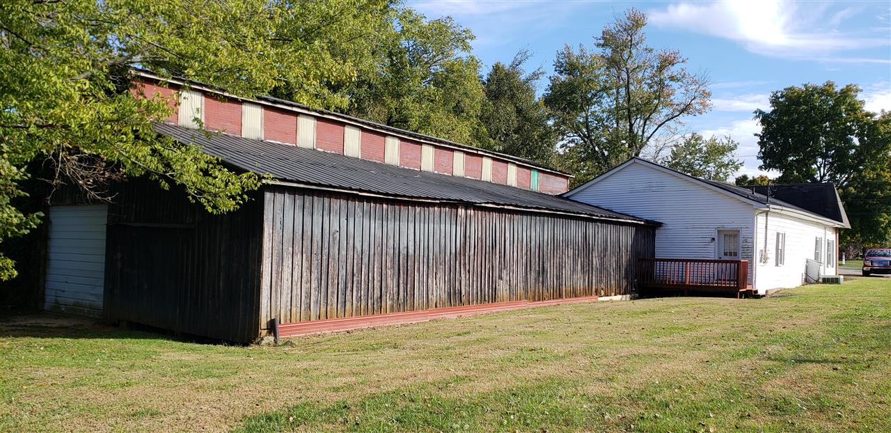 Listing Picture 107 College Street Hodgenville, KY 42748 MLS HK10046418