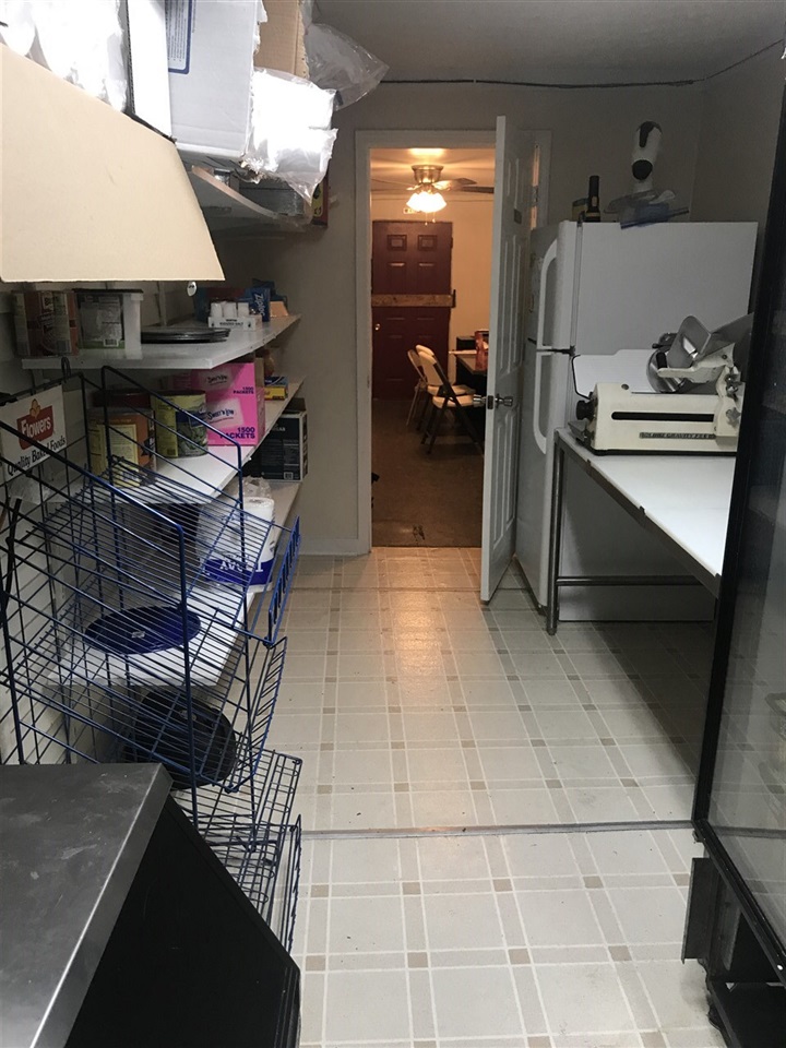 Listing Picture 5112 Jackson Highway Horse Cave, KY 42749 MLS HK10042745