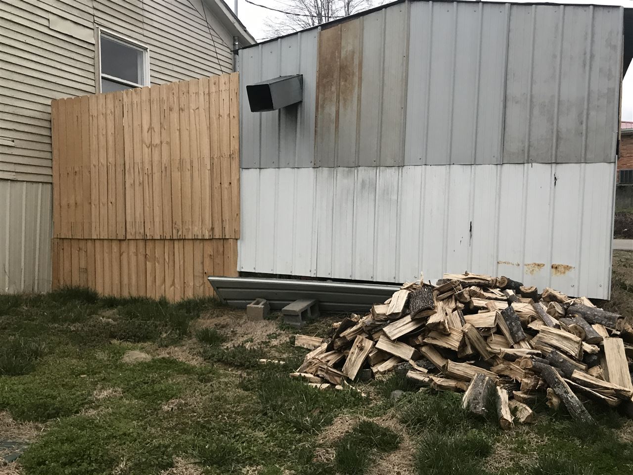 Listing Picture 5112 Jackson Highway Horse Cave, KY 42749 MLS HK10042745