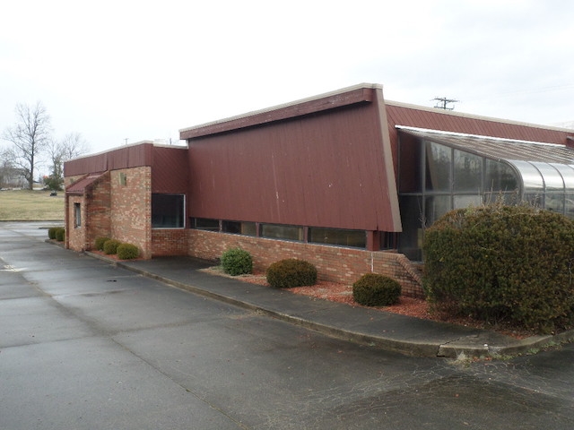 Listing Picture 125 W Lincoln Trail Boulevard Radcliff, KY 40160 MLS HK10046883