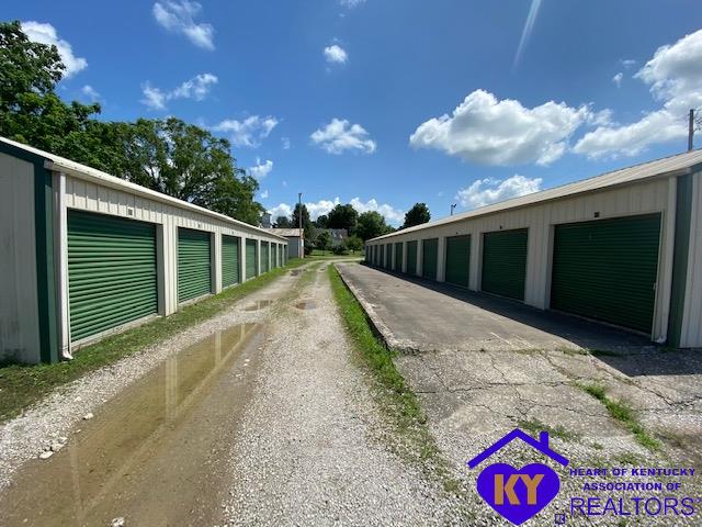 Listing Picture 112 E Caroline Street Irvington, KY 42749 MLS HK10053527