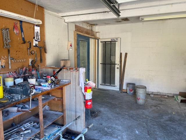 Listing Picture 13746 Morgantown Road Bowling Green, KY 42101 MLS HK10051022