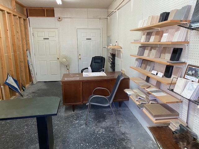 Listing Picture 13746 Morgantown Road Bowling Green, KY 42101 MLS HK10051022