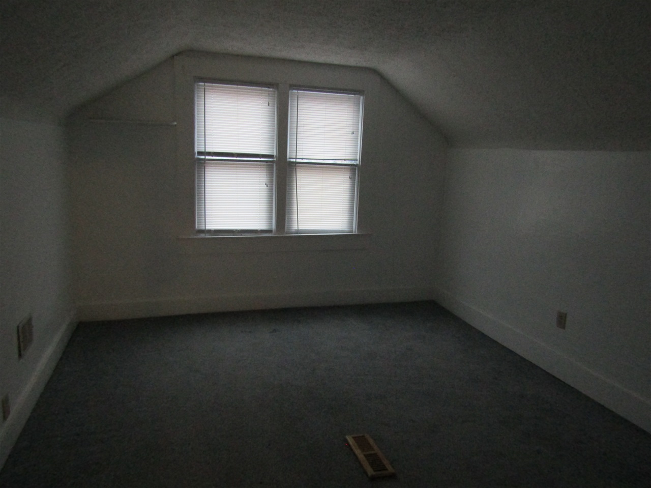 Listing Picture 109 Highland Avenue Vine Grove, KY 40175 MLS HK10051374