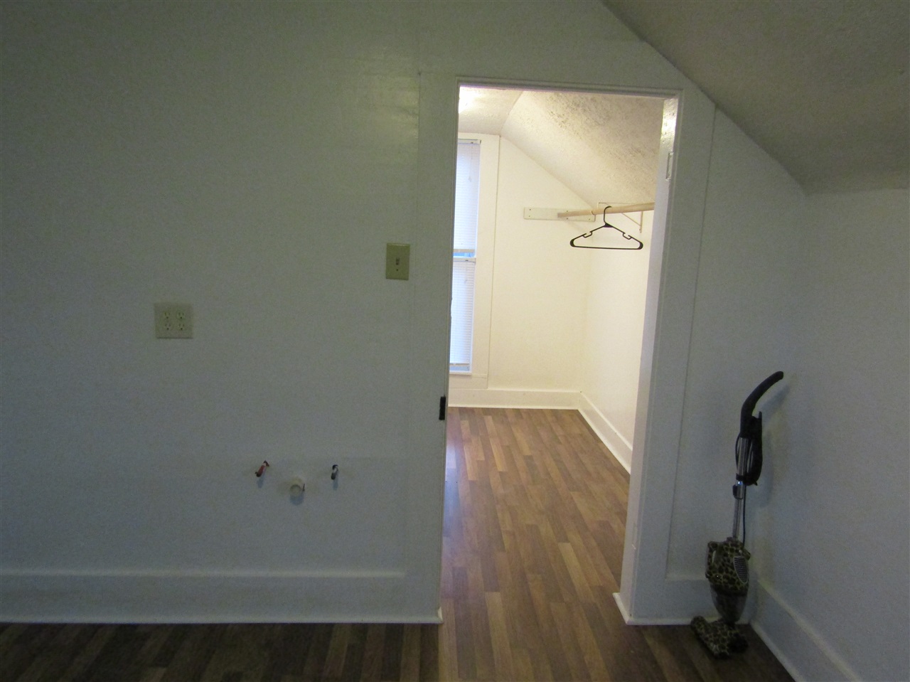 Listing Picture 109 Highland Avenue Vine Grove, KY 40175 MLS HK10051374