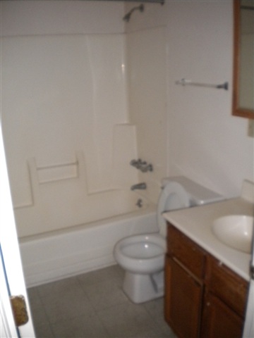 Listing Picture 112 W Oak Street Louisville, KY 40203 MLS HK10004613