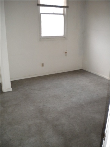 Listing Picture 112 W Oak Street Louisville, KY 40203 MLS HK10004613