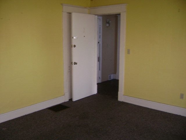 Listing Picture 2324 S 6th Street Louisville, KY 40208 MLS HK10006376