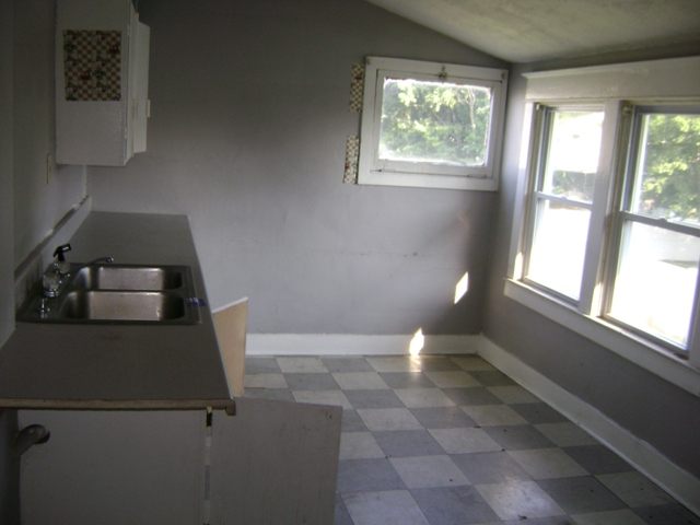 Listing Picture 2324 S 6th Street Louisville, KY 40208 MLS HK10006376