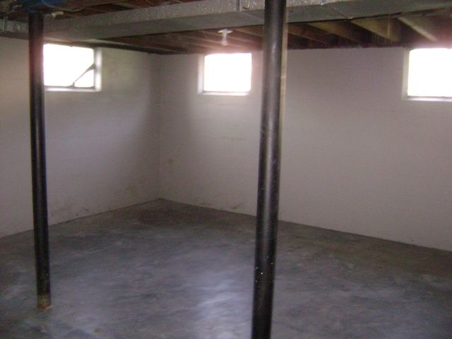 Listing Picture 2324 S 6th Street Louisville, KY 40208 MLS HK10006376