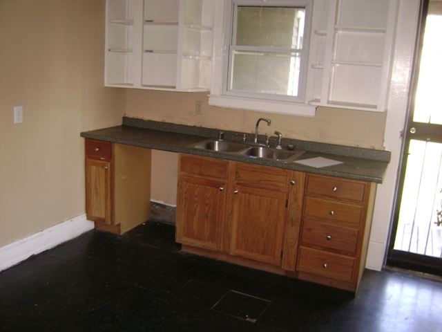 Listing Picture 2324 S 6th Street Louisville, KY 40208 MLS HK10006376