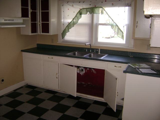 Listing Picture 2324 S 6th Street Louisville, KY 40208 MLS HK10006376