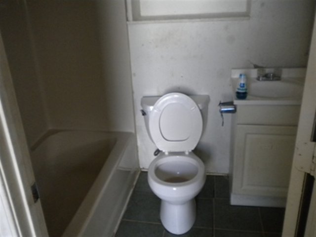 Listing Picture 527 E Kentucky Street Louisville, KY 40203 MLS HK10008737