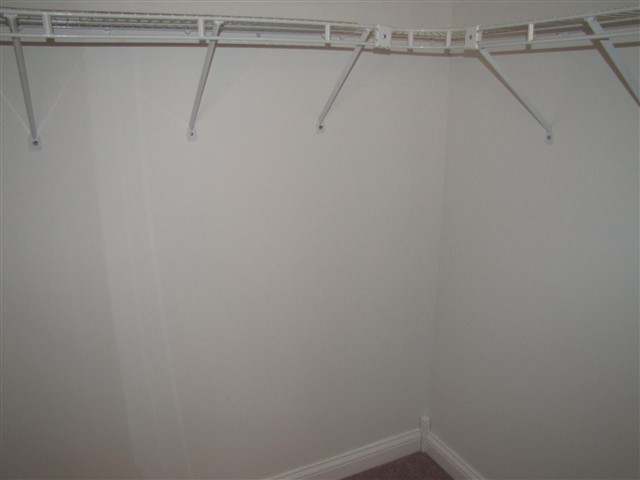 Listing Picture 102 B Cottage Circle Elizabethtown, KY 42701 MLS HK10010447