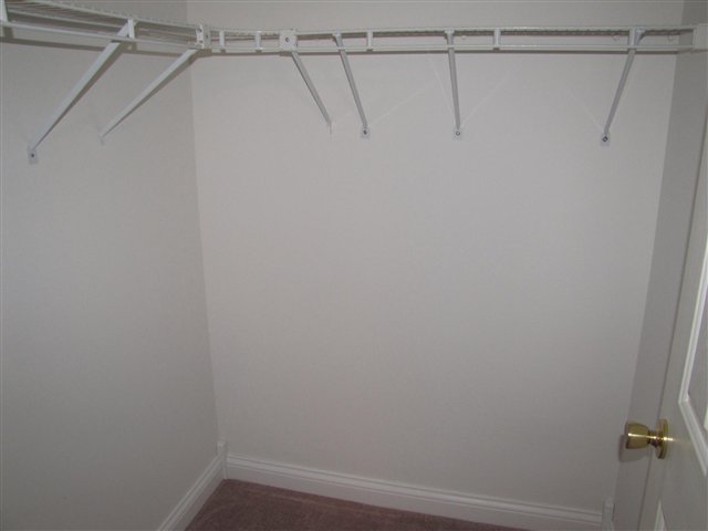 Listing Picture 102 B Cottage Circle Elizabethtown, KY 42701 MLS HK10010447