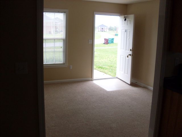 Listing Picture 113 Kenilworth Court Radcliff, KY 40160 MLS HK10011188