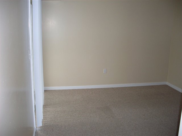 Listing Picture 113 Kenilworth Court Radcliff, KY 40160 MLS HK10011188