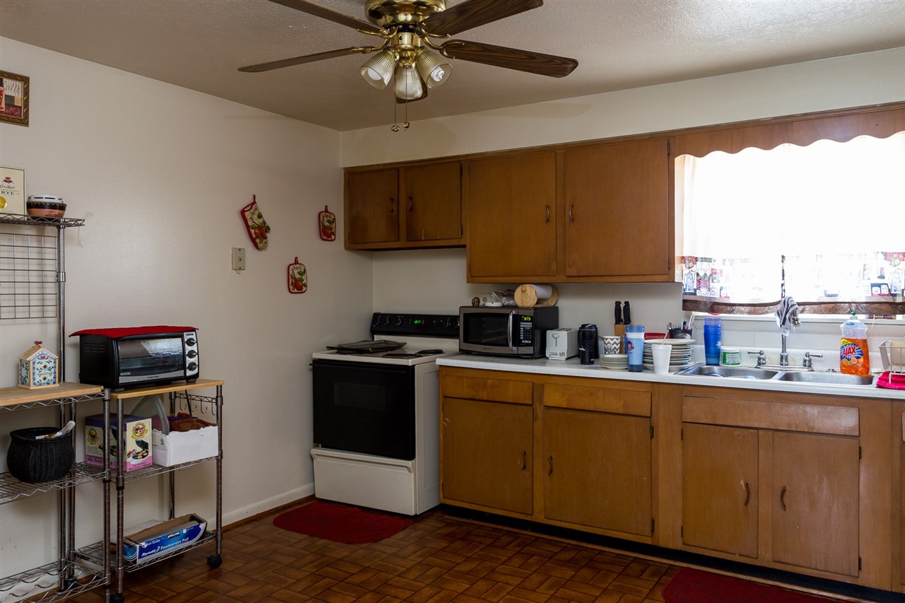 Listing Picture 3202 Melody Acres Lane Louisville, KY 40216 MLS HK10050019