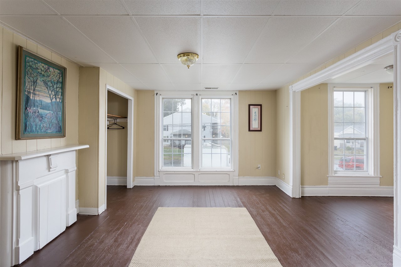 Listing Picture 2922 Bank Street Louisville, KY 40212 MLS HK10050523