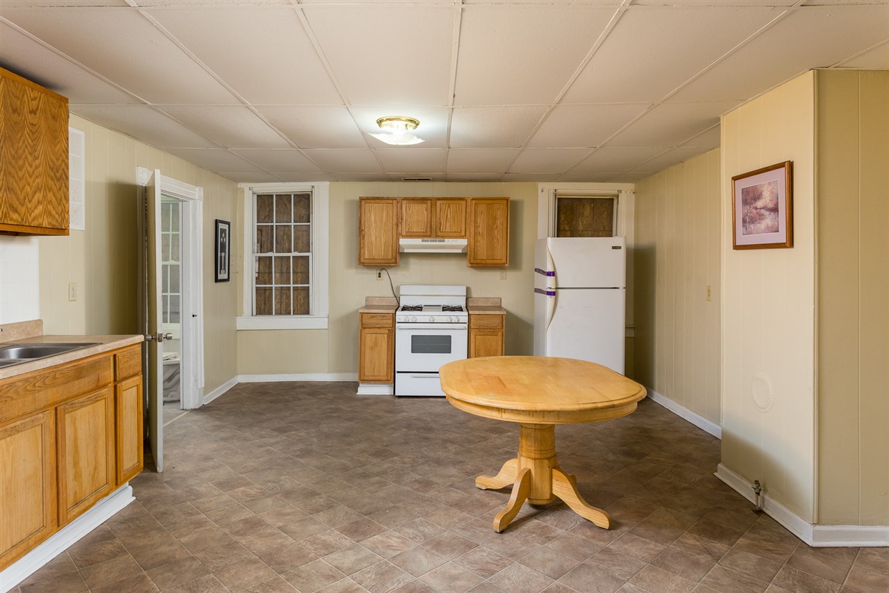 Listing Picture 2922 Bank Street Louisville, KY 40212 MLS HK10050523