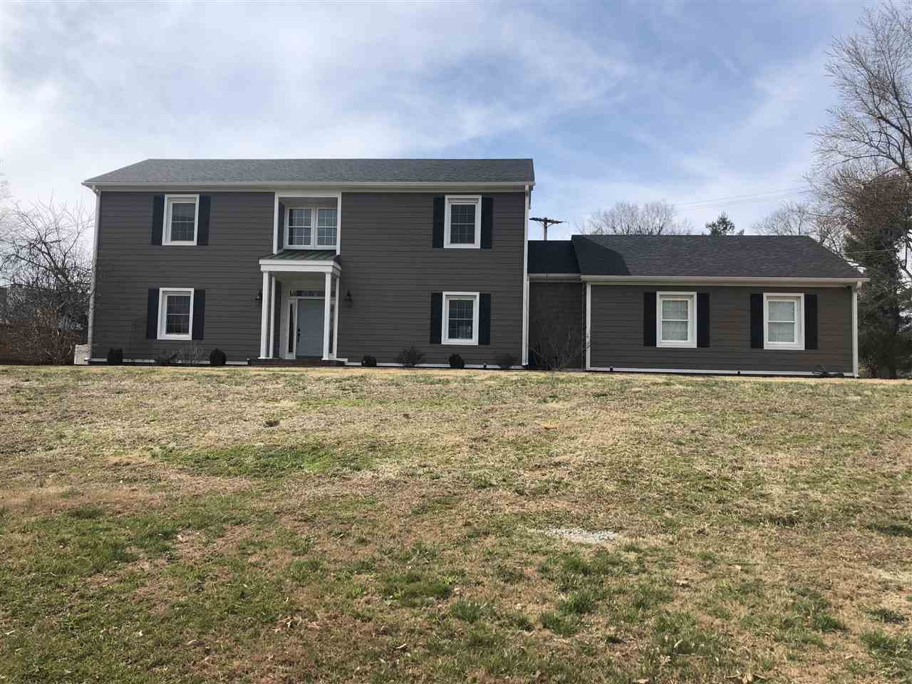 670 Wakefield Street, Bowling Green, KY 42103