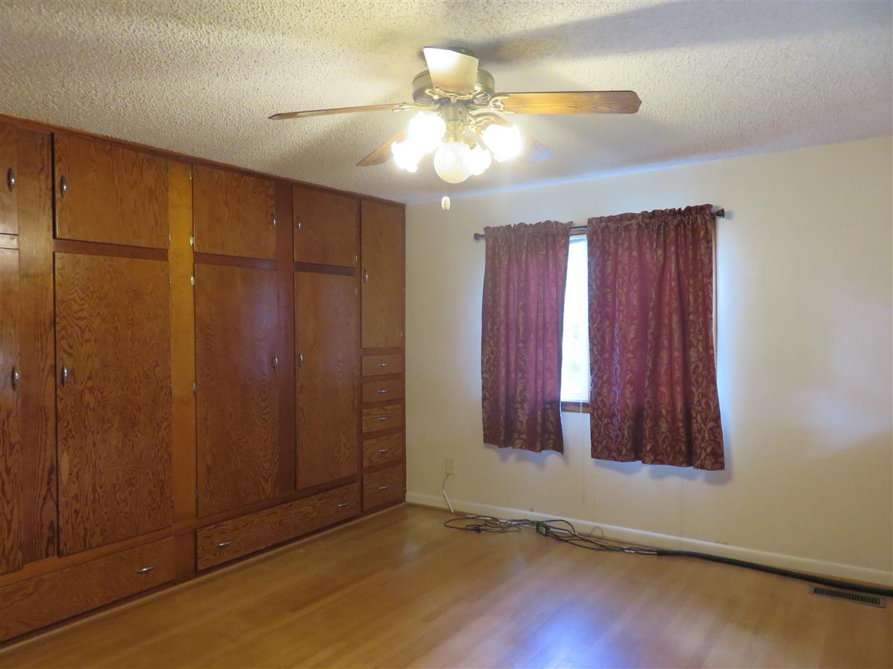 Stapleton NE 69163 Real Estate. 0-200k