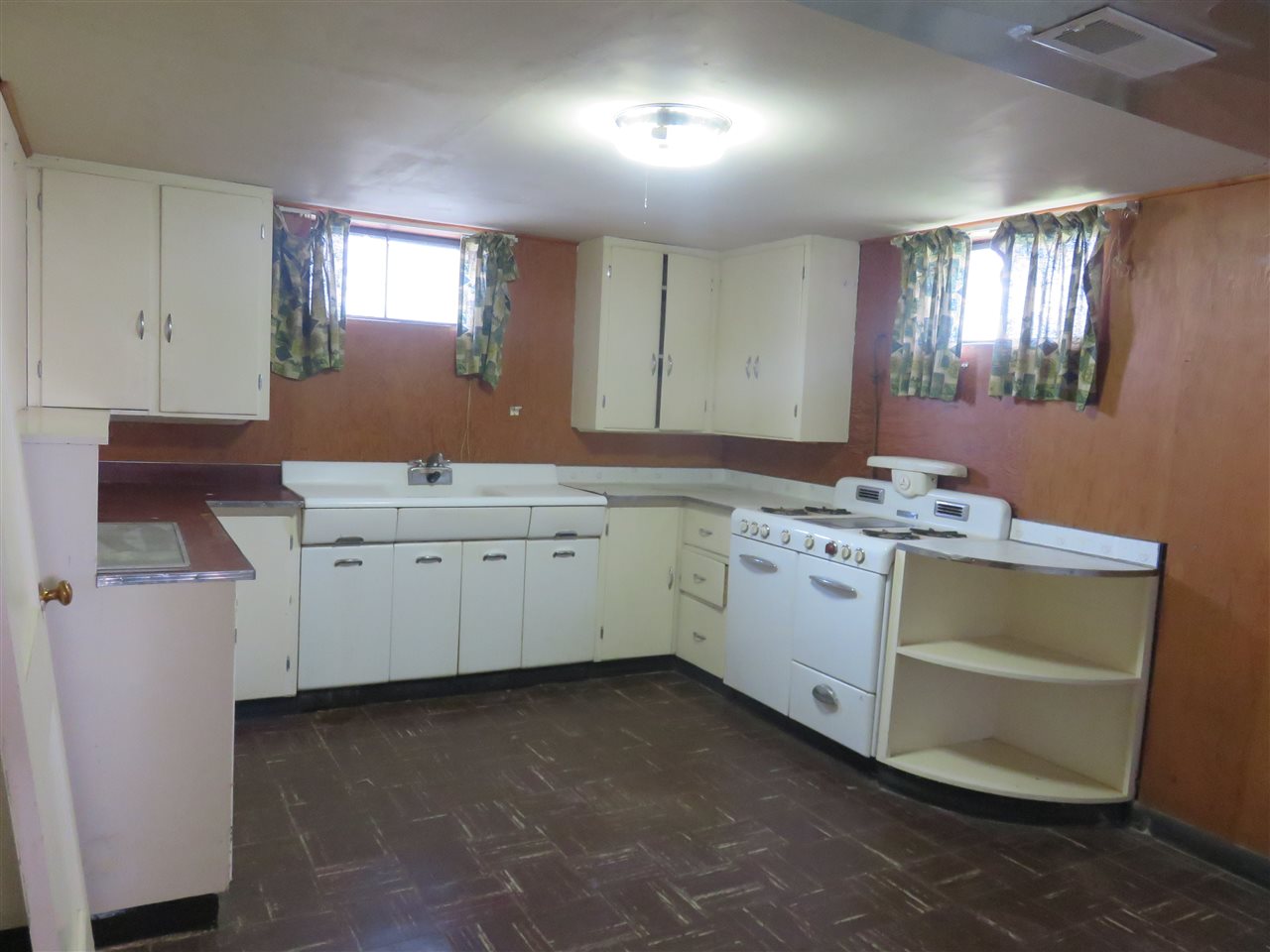 Stapleton NE 69163 Real Estate. 0-200k