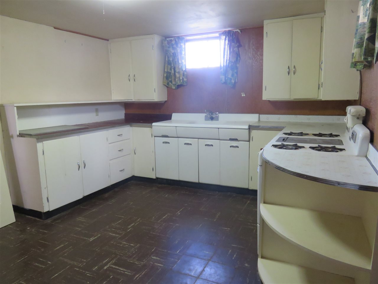 Stapleton NE 69163 Real Estate. Gateway Realty Real Living