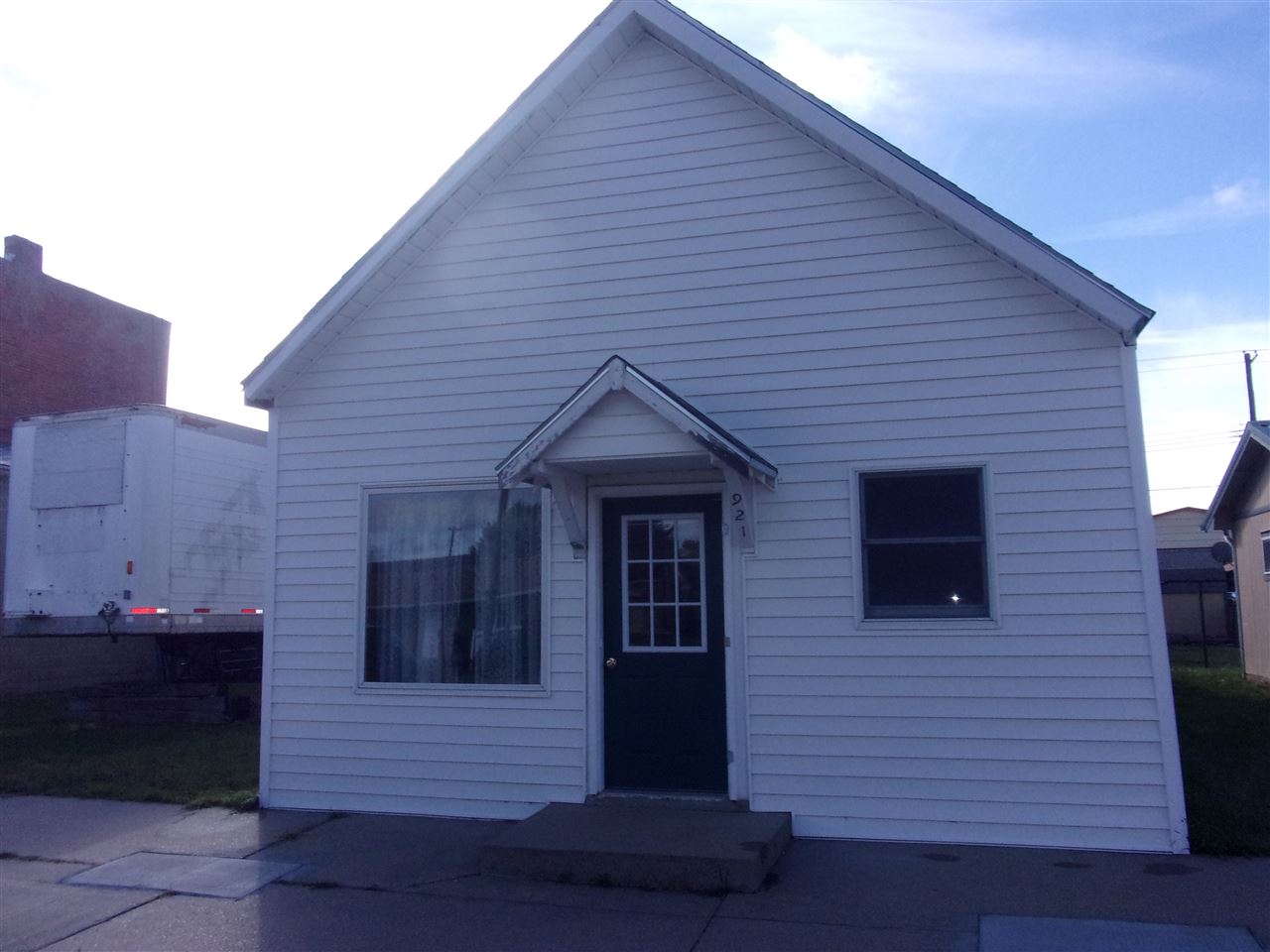 Sutherland NE 69165 Real Estate. Gateway Realty Real Living