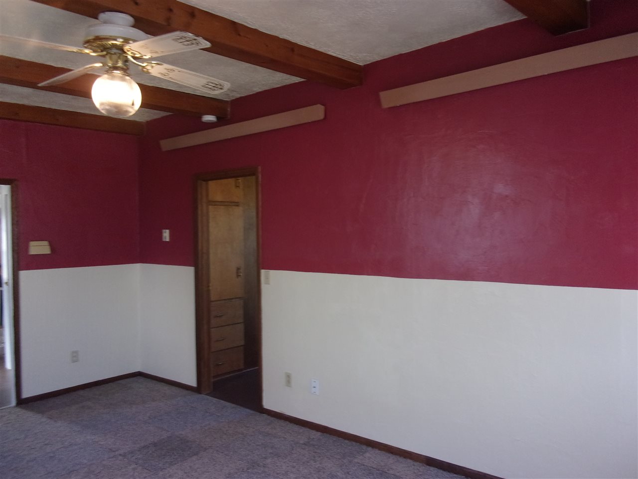 Sutherland NE 69165 Real Estate. Gateway Realty Real Living