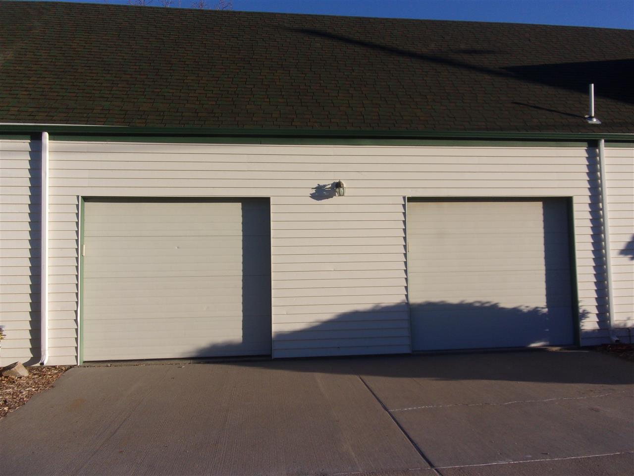 North Platte NE 69101 Real Estate. 200k-400k