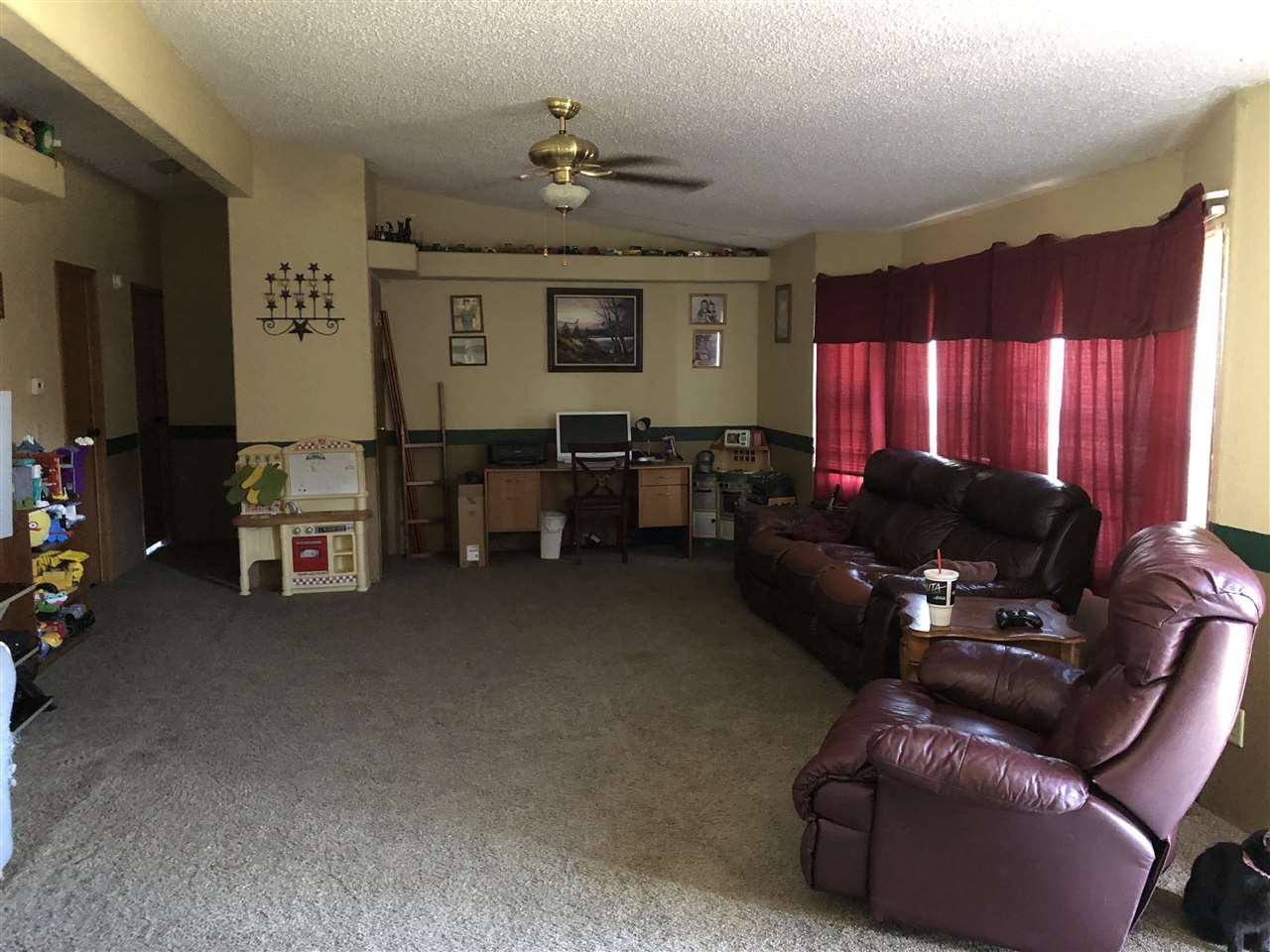 Maxwell NE 69151 Real Estate. Gateway Realty Real Living