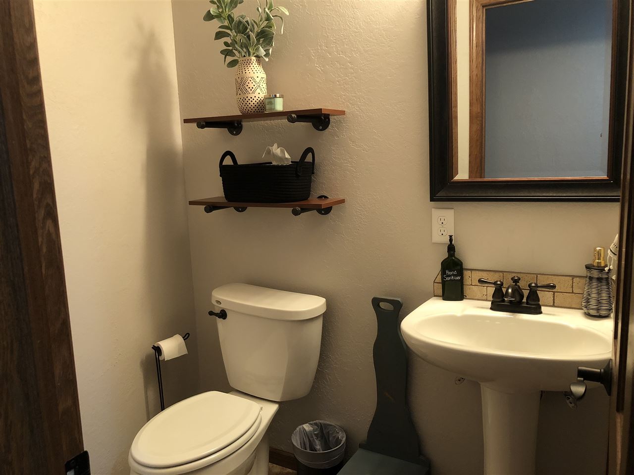 North Platte NE 69101 Real Estate. 200k-400k