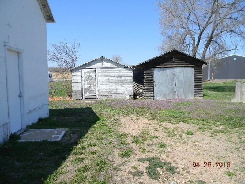 Sutherland NE 69165 Real Estate. 0-200k