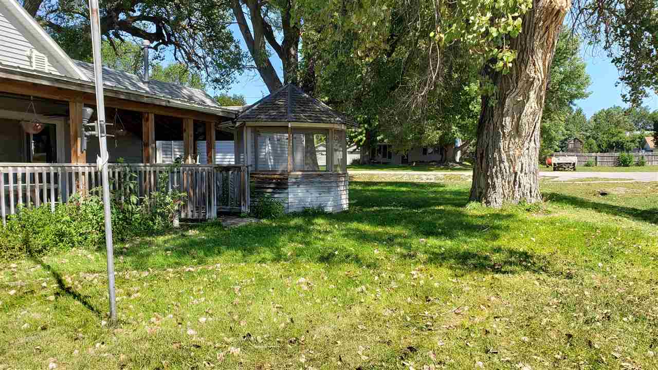 Brady NE 69123 Real Estate. Kim Hanna-Davis