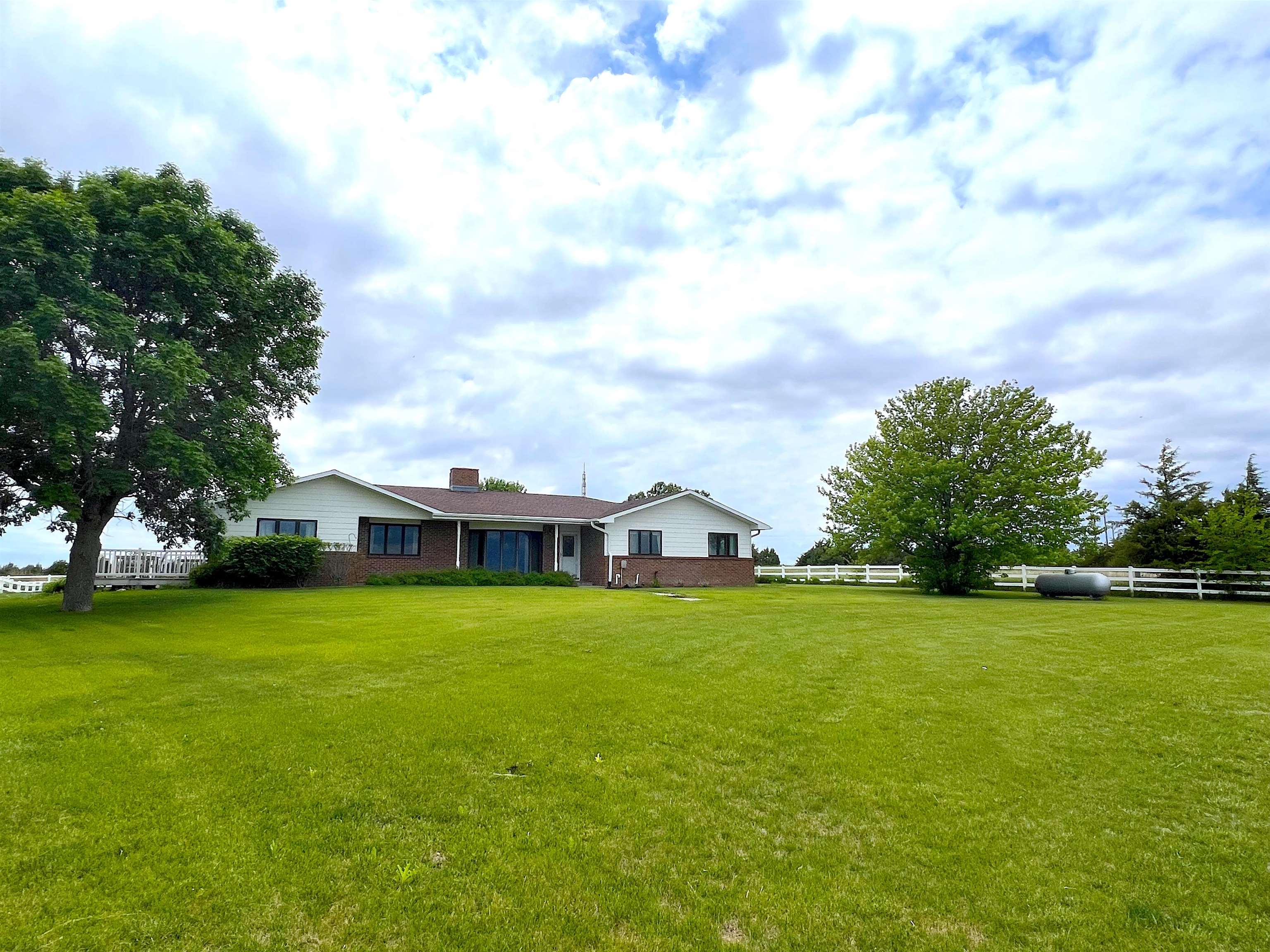 21432 W State Farm Road