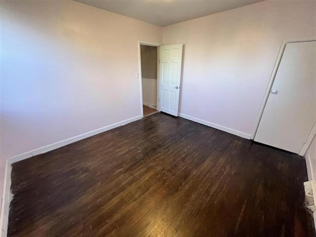 221 Hancock Ave