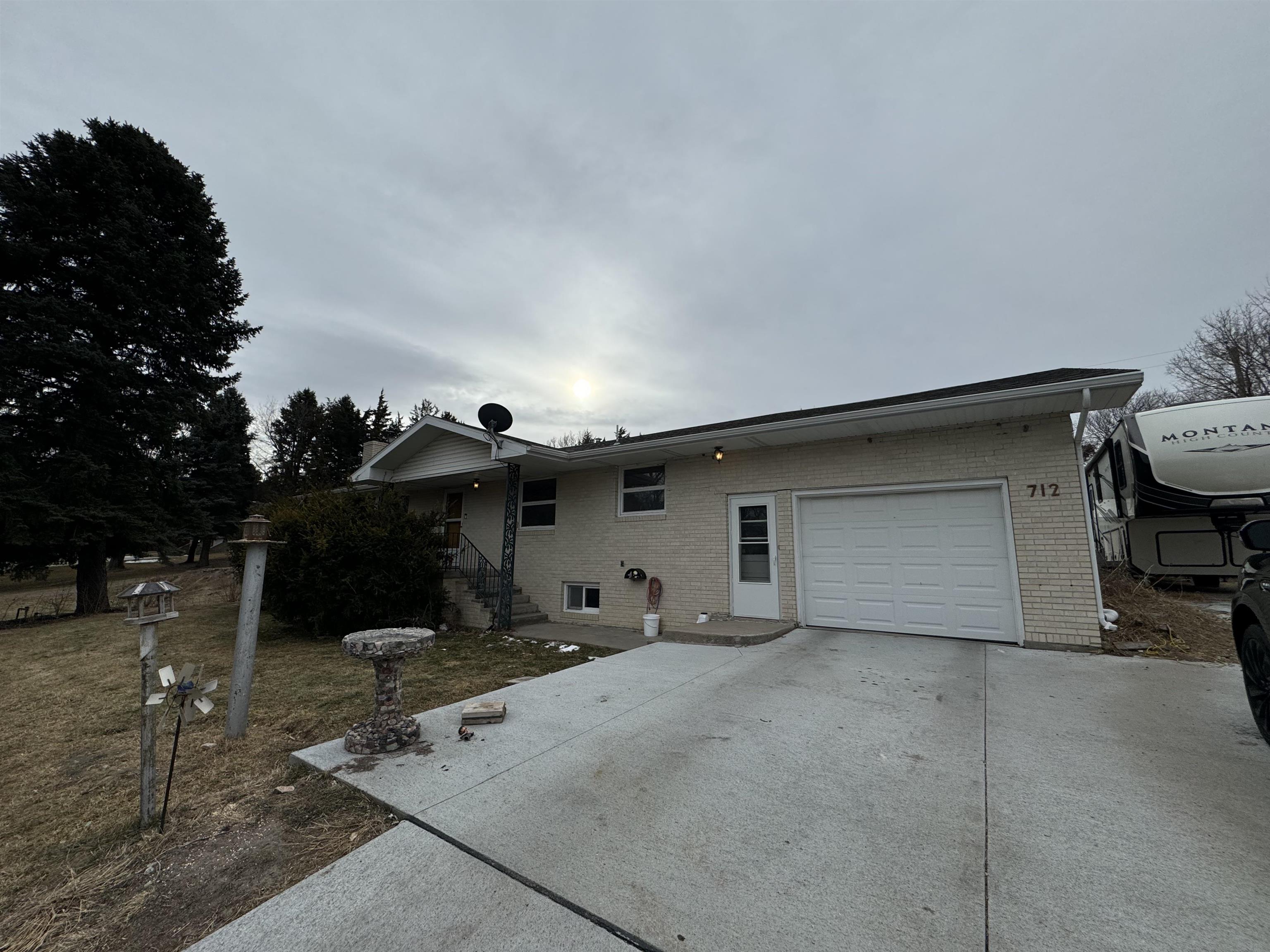 712 Tomahawk Road