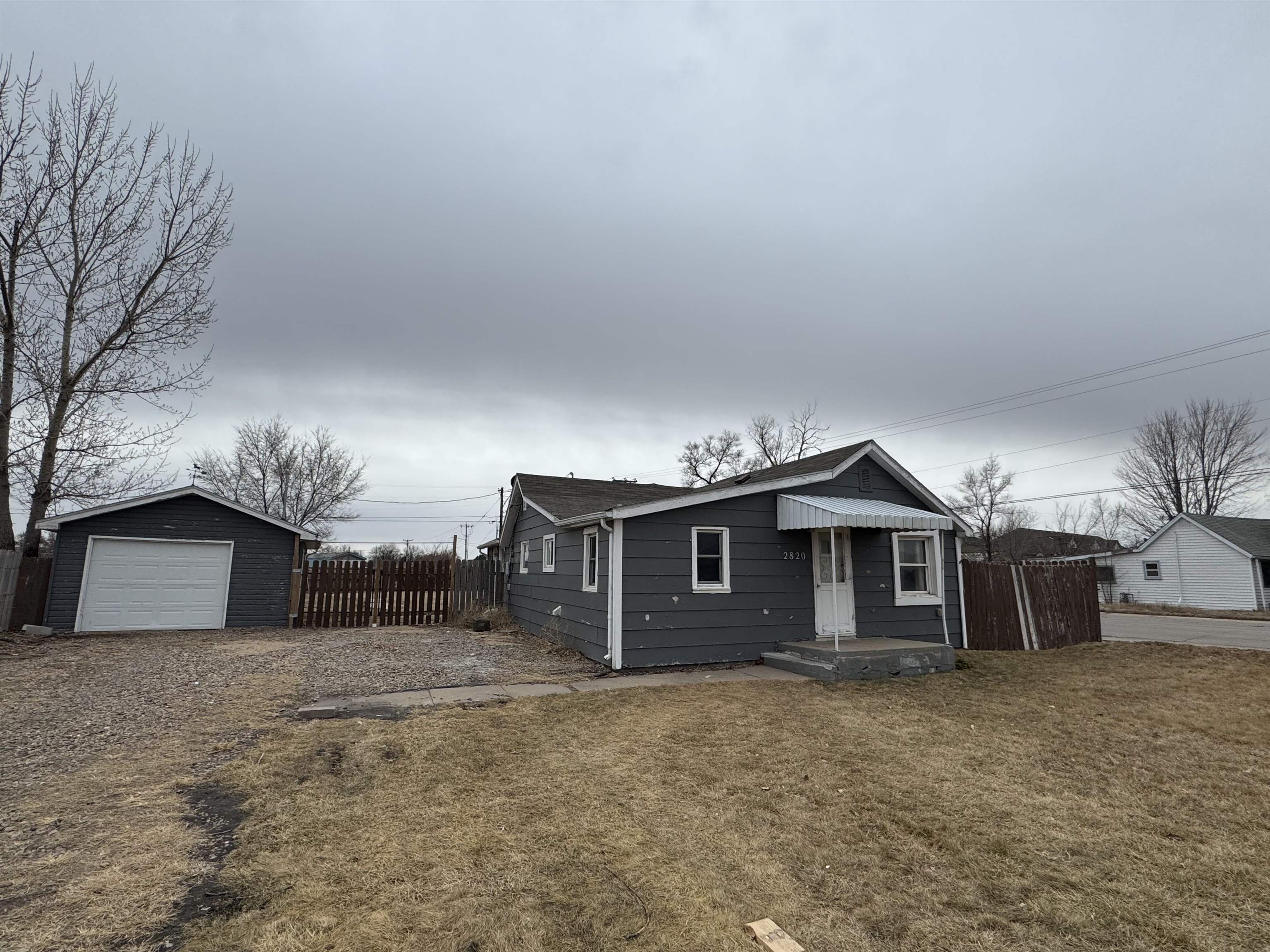 2820 W 6th Street