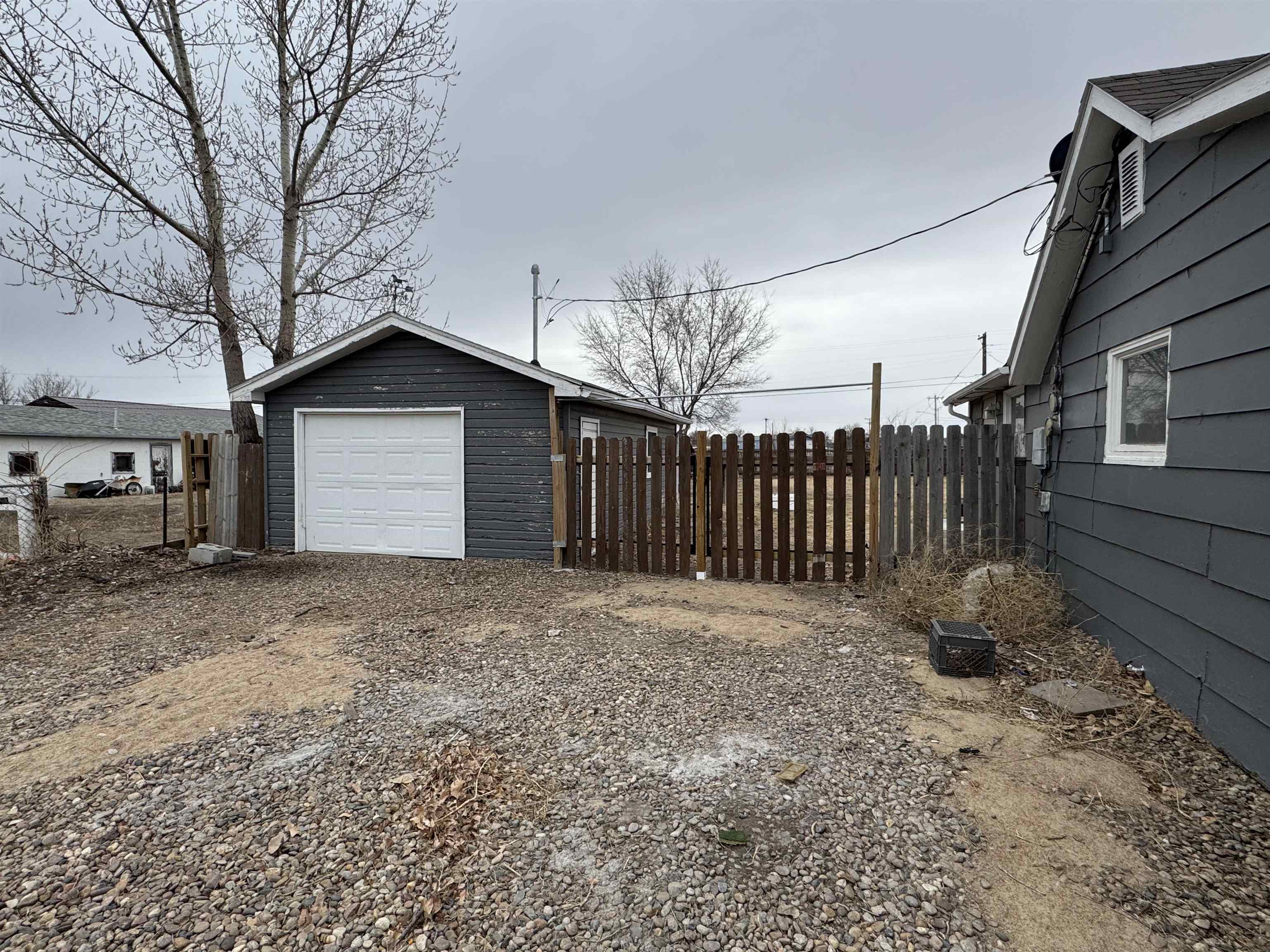 2820 W 6th Street