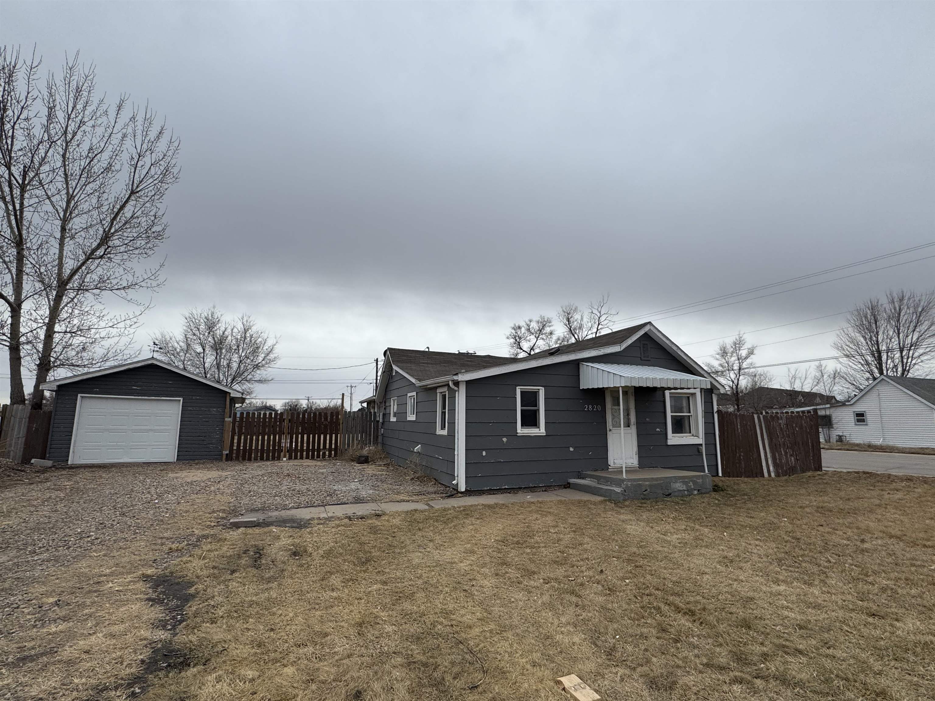 2820 W 6th Street