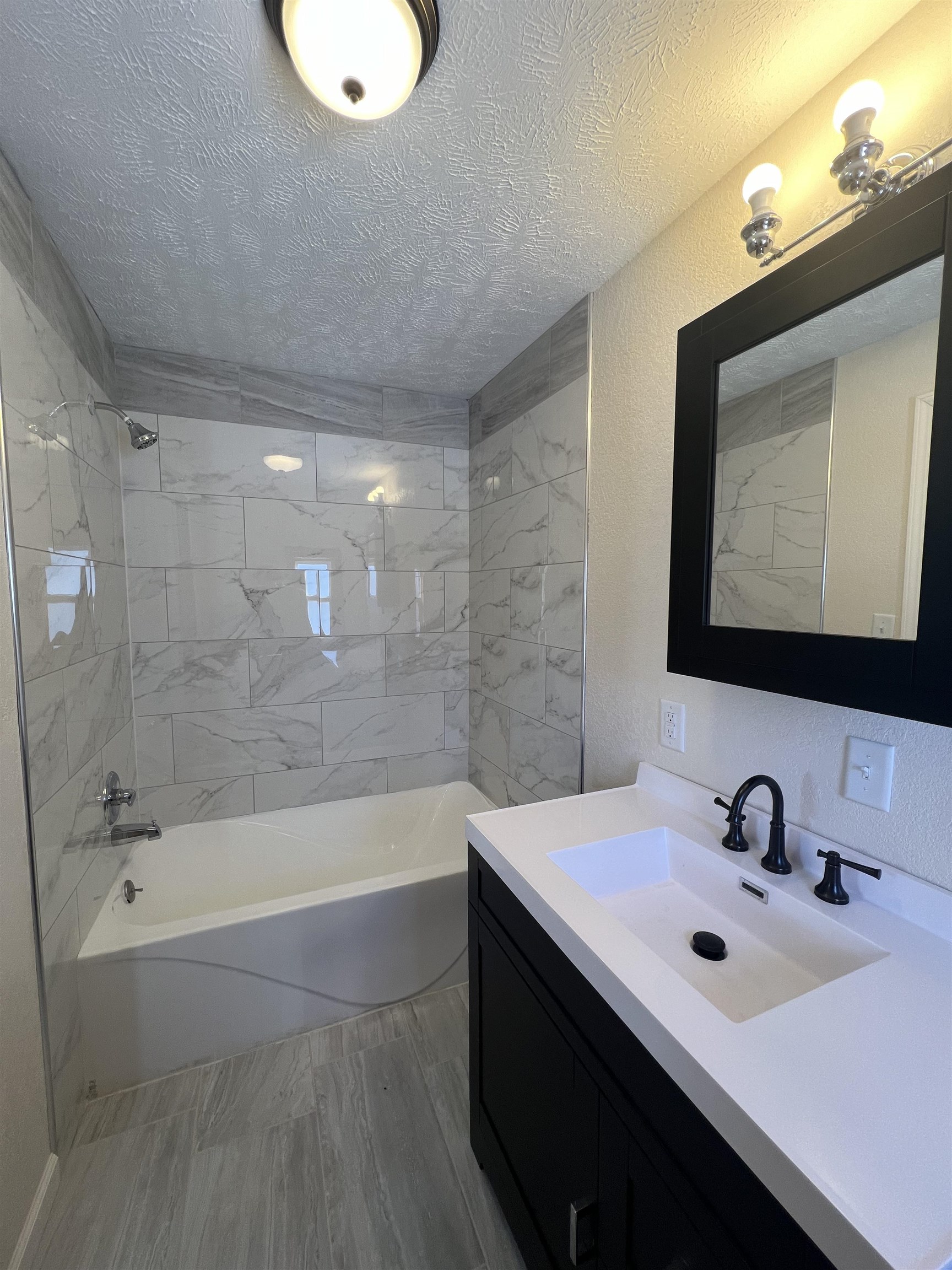 1621 W 9th Street