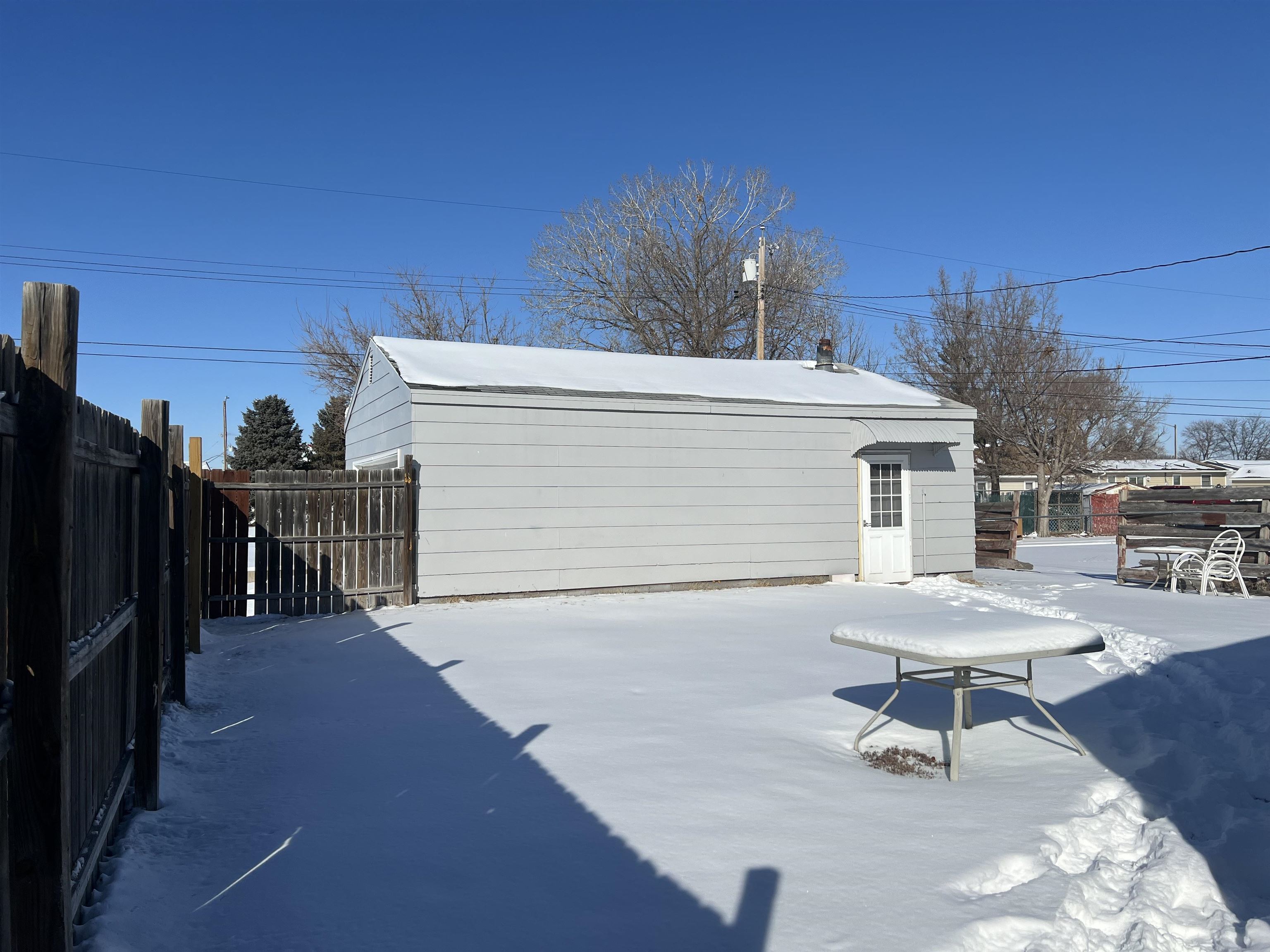 1621 W 9th Street