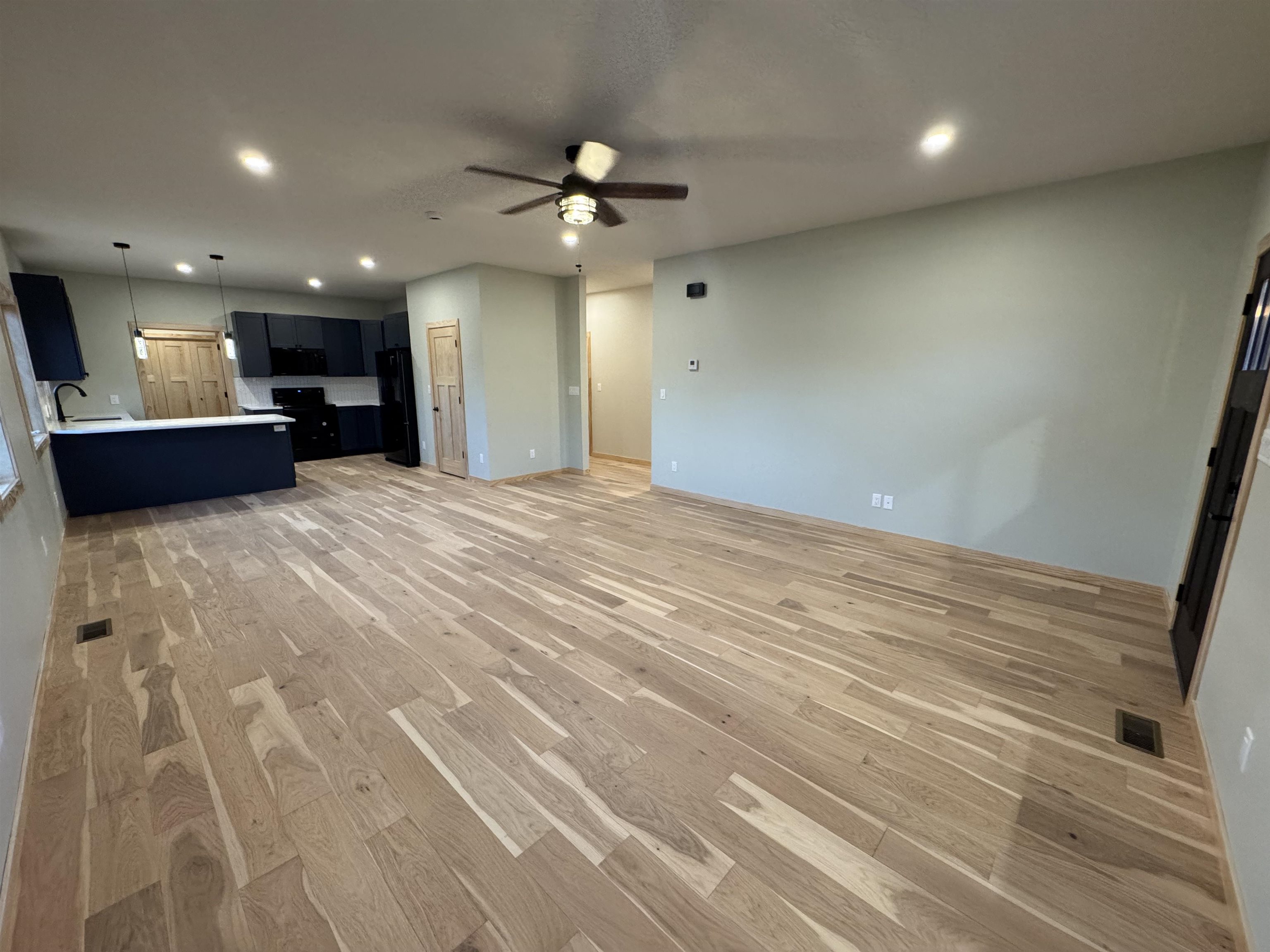 802 S Belmont